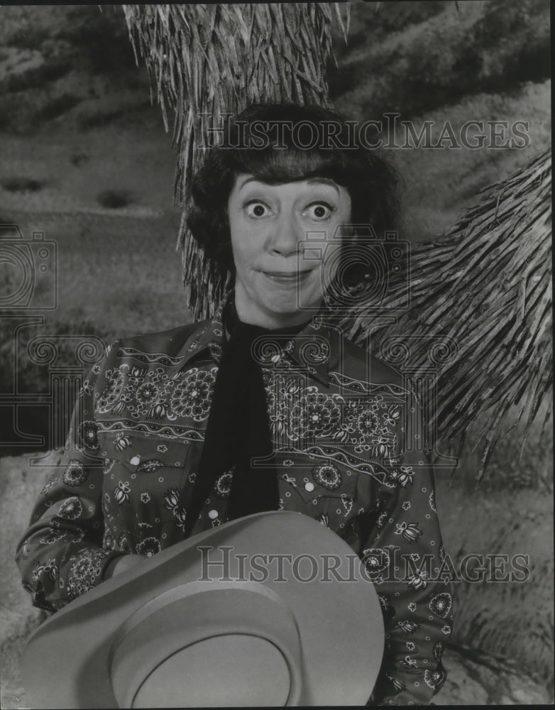 1964 Press Photo Imogene Coca-Actress on &quot;Grindl&quot; episode &quot;Grindl Goes West.&quot;