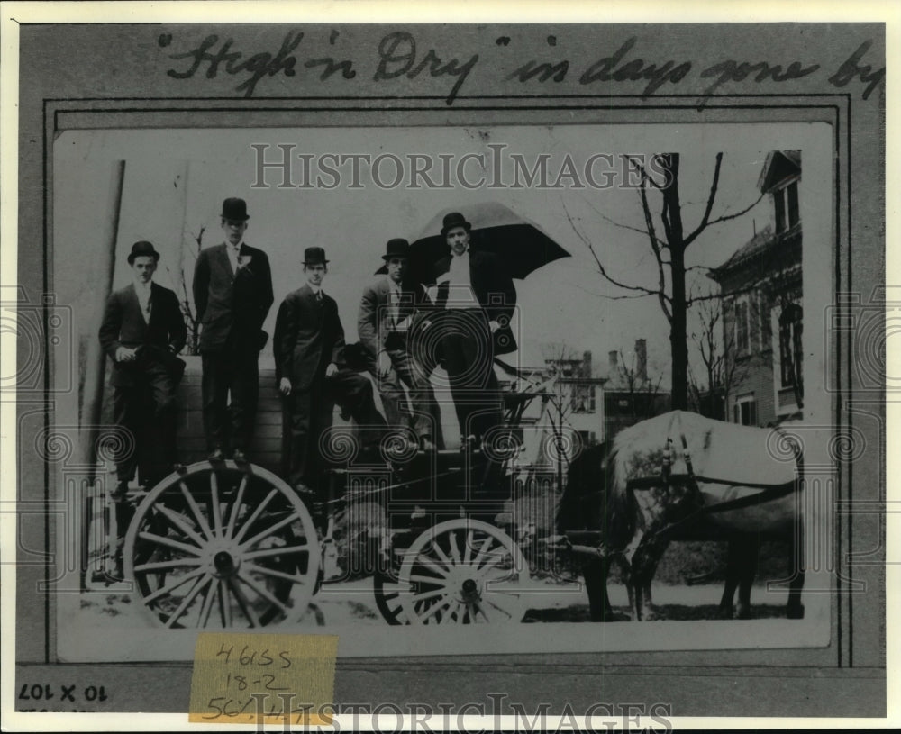 1911 Press Photo Workers of the Allis-Chalmers Manufacturing Company - mjx22925