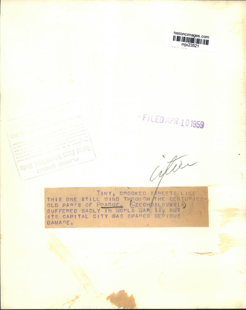 1959 Press Photo Streets at centuries-old parts of Prague, Czechoslovakia