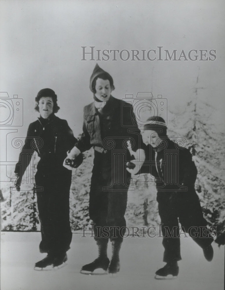 1974 Press Photo Joseph Kennedy family - mjx23665