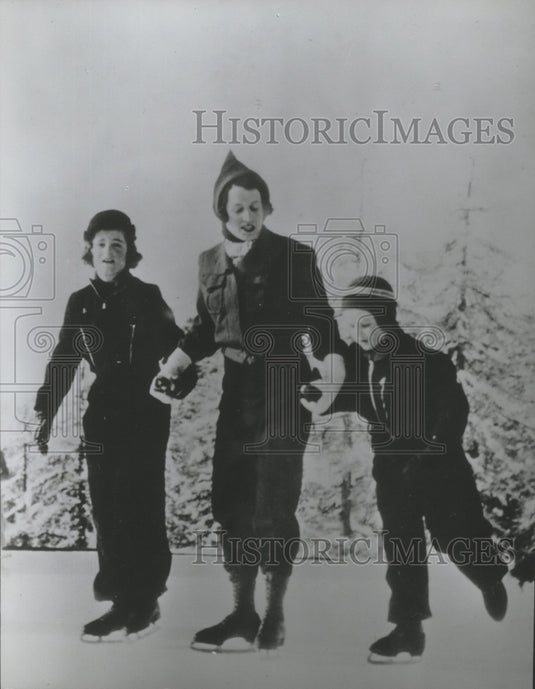 1974 Press Photo Joseph Kennedy family - mjx23665