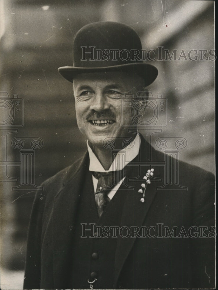 1928 Press Photo Vice Chancellor Hengt, Nationalist, After Elections - mjx24327- Historic Images