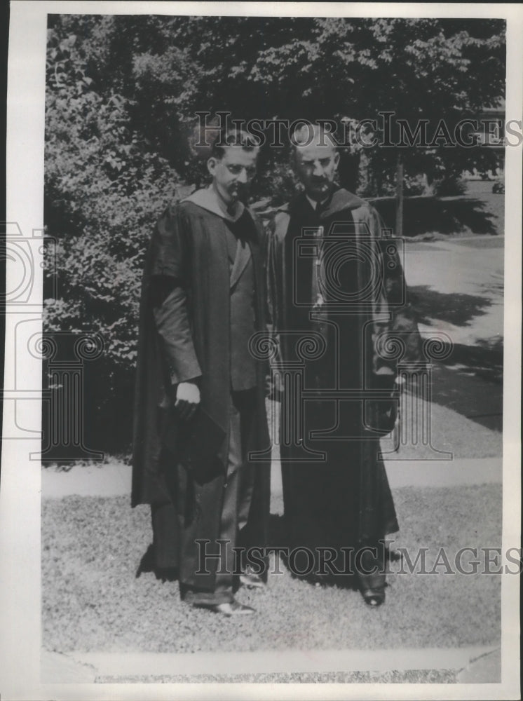 1937 Press Photo John C. Weaver With Father at University of Wisconsin-Madison