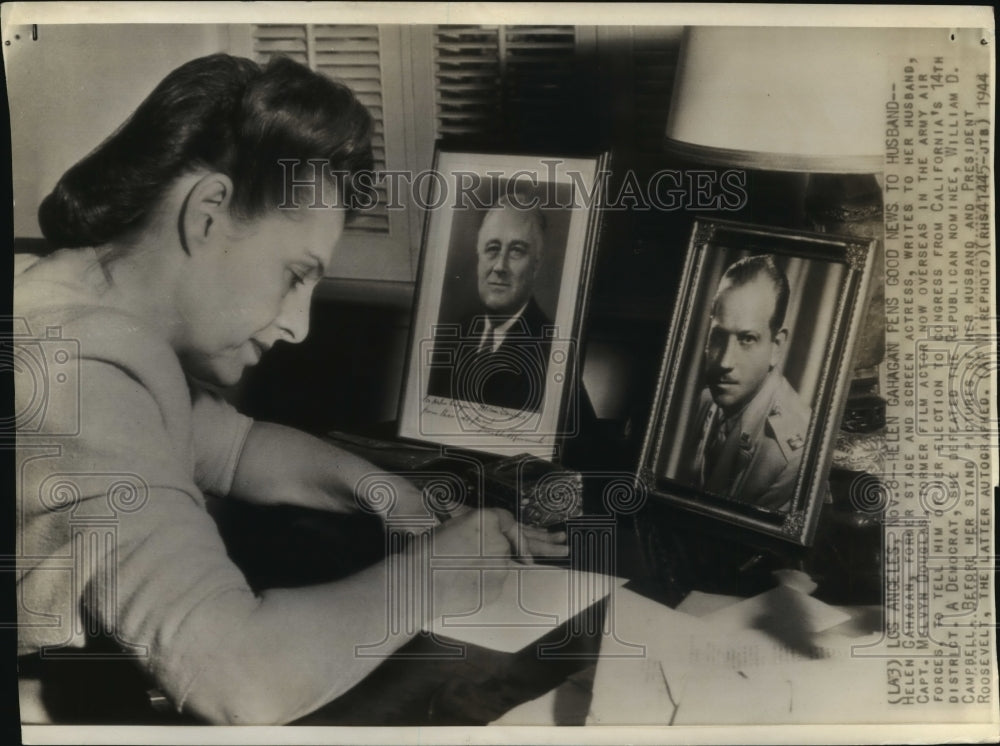 1944 Press Photo Helen Gahagan, Former Stage and Screen Actress, Pens Husband- Historic Images