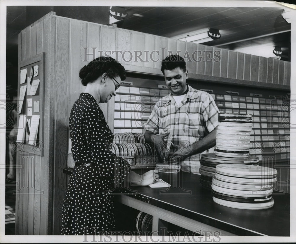 1953 Press Photo Museum film library moved to Old Fire Material Company Bldg- Historic Images