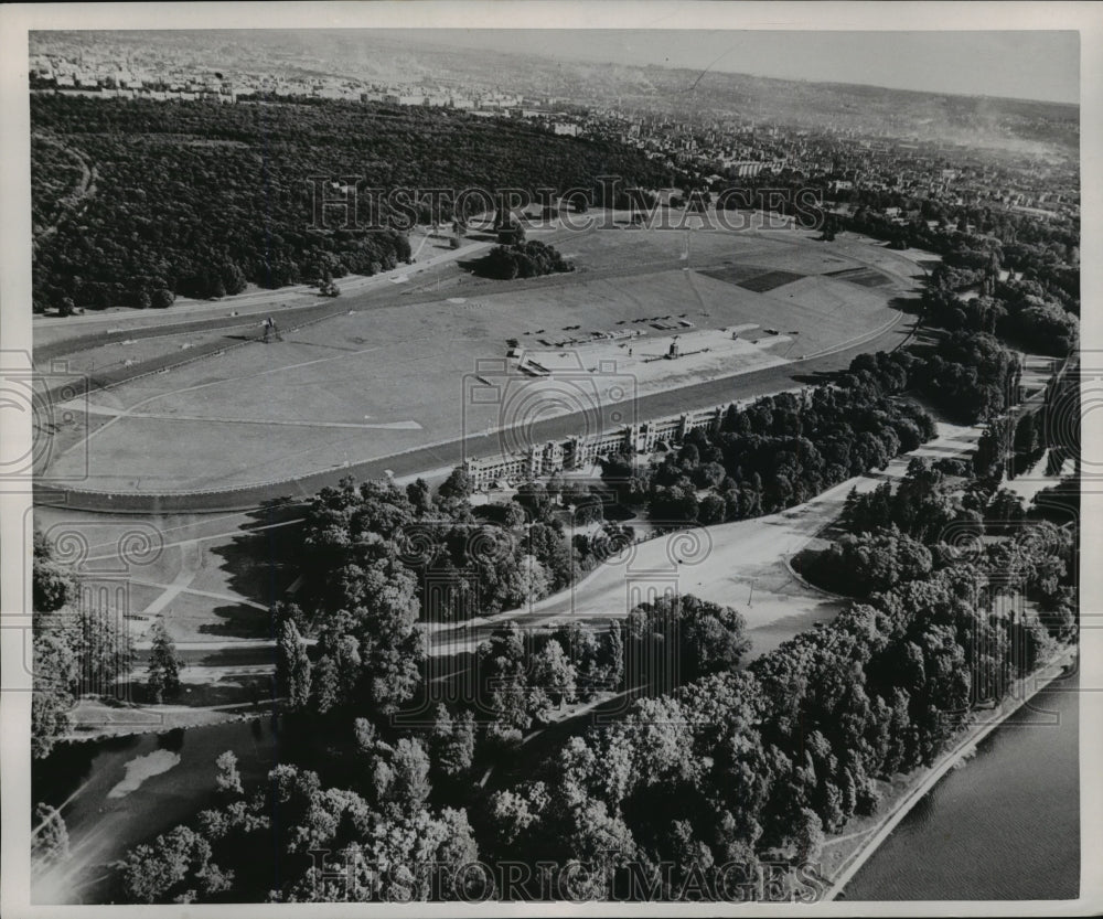 1953 Press Photo The Beautiful Longchamps Racecourse in Paris, France- Historic Images