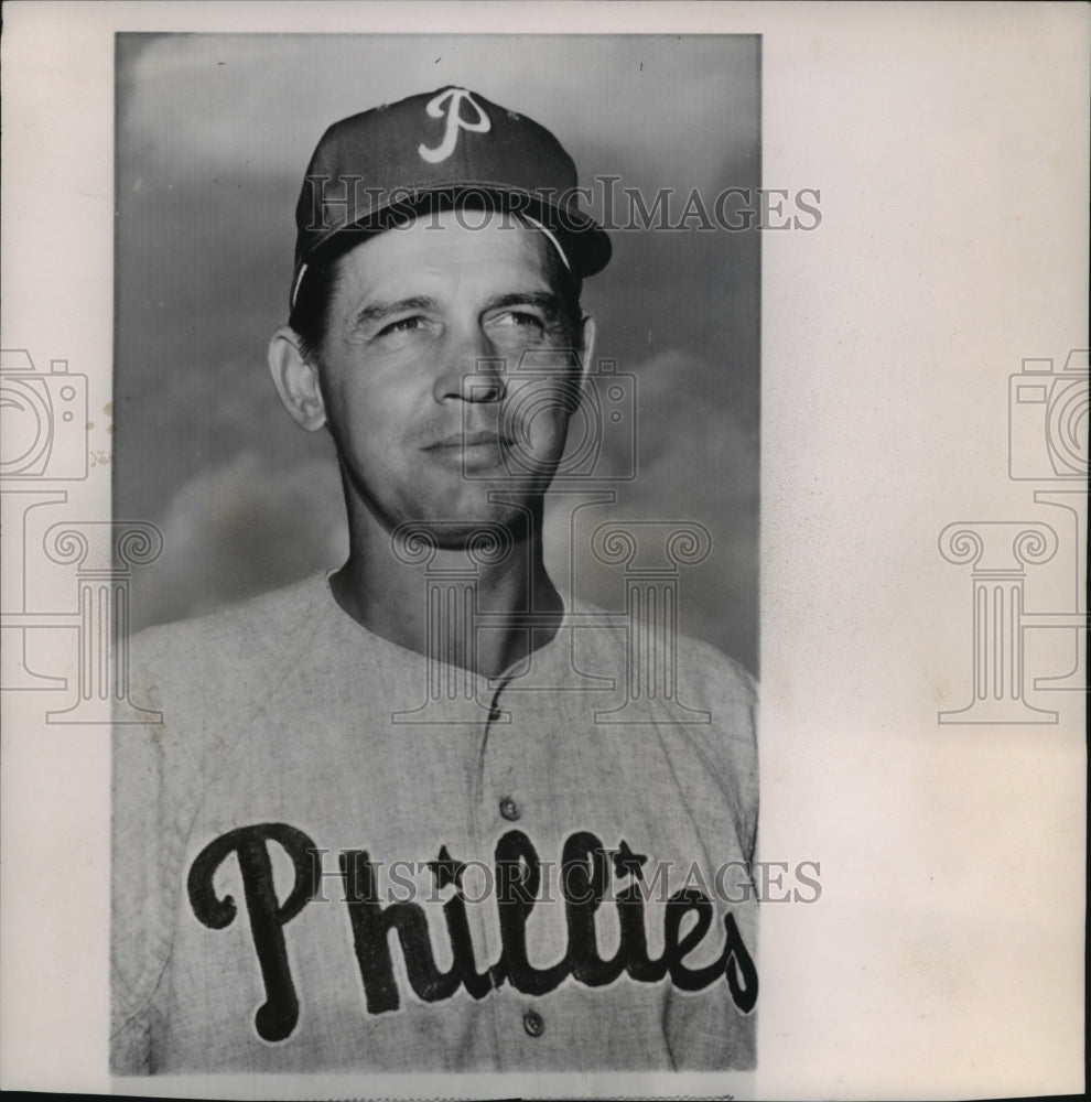 1962 Press Photo Gene Mauch of Philadelphia Phils Baseball Named Manager of Year- Historic Images