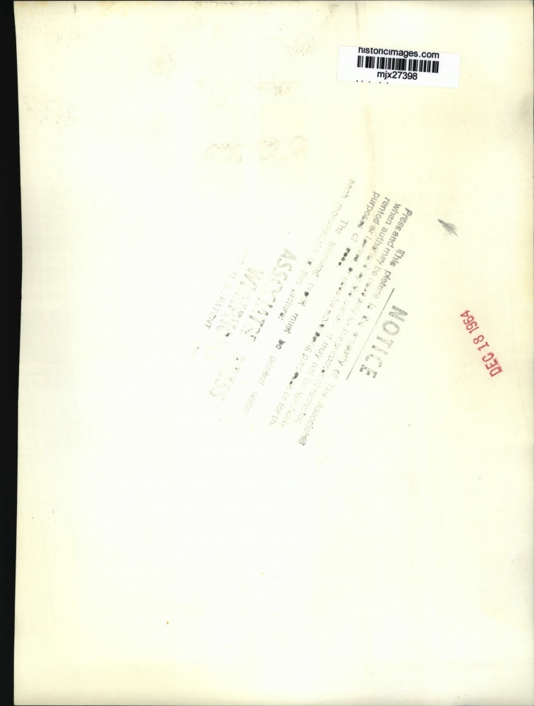 1964 Press Photo Essex County Prosecutor Brendan T. Byrne in Newark Office