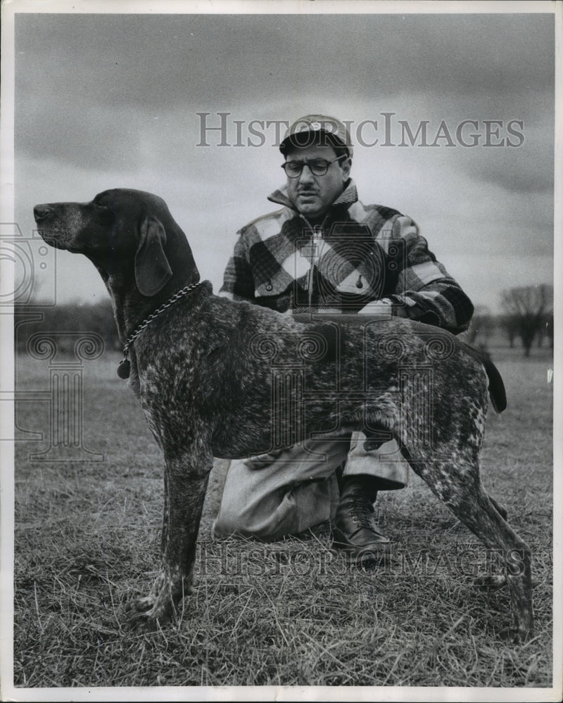 Load image into Gallery viewer, Press Photo Wendheim's Fritz, Hunting Dog Brought From Germany - mjx27889
