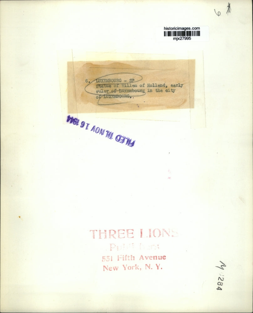 1944 Press Photo Statue of Willem of Holland in Luxembourg - mjx27995