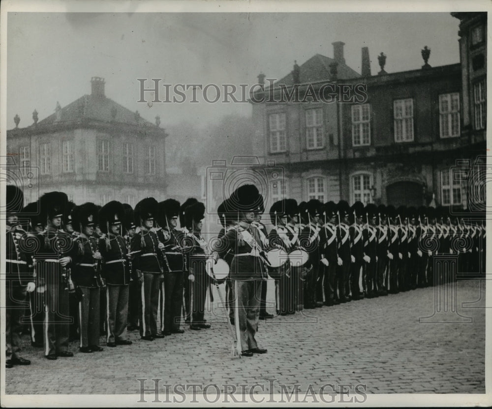 1944 Press Photo Royal Guard in Denmark - mjx28078