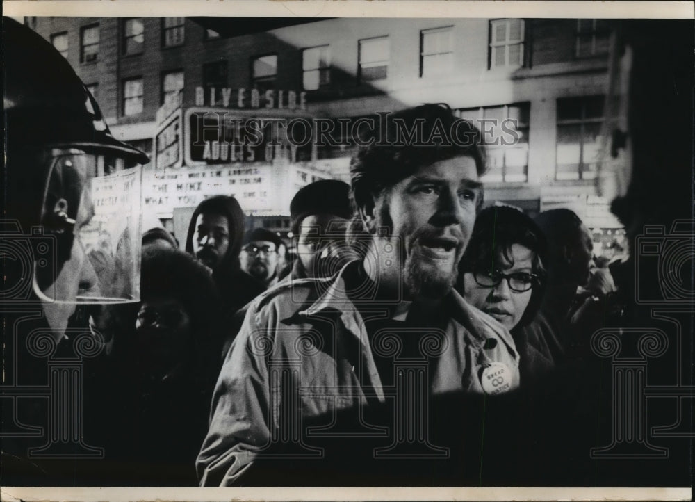 1970 Press Photo Welfare Leader Henry Mahaney at Milwaukee Demonstration- Historic Images