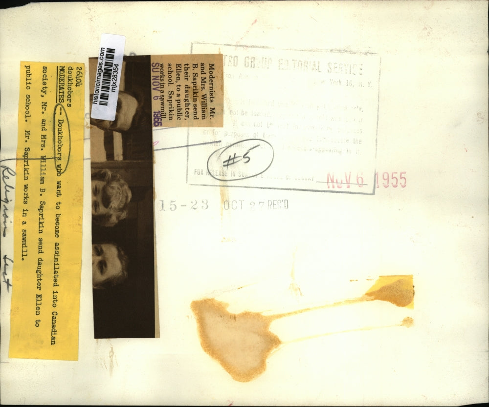 1955 Press Photo Modernists Mr. and Mrs. William Saprikin With Daughter, Ellen