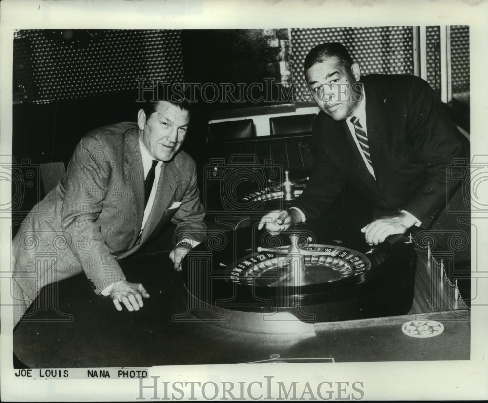 1967 Press Photo Boxer Joe Louis Hosting At Pigalle Sporting Club - mjx28379- Historic Images