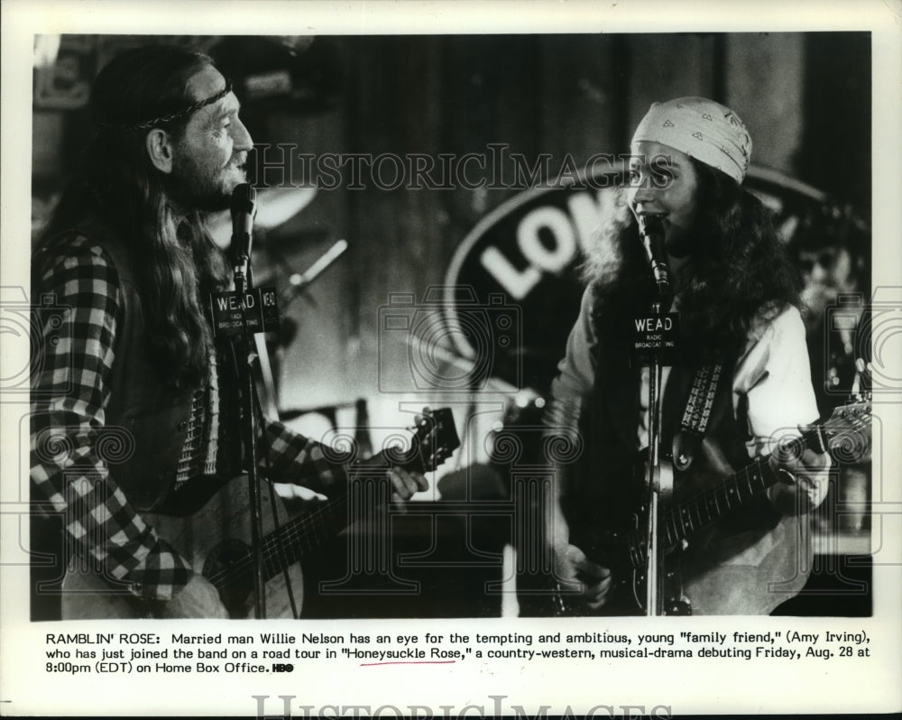 1982 Press Photo Willie Nelson and Amy Irving in &quot;Honeysuckle Rose&quot; - mjx28476- Historic Images