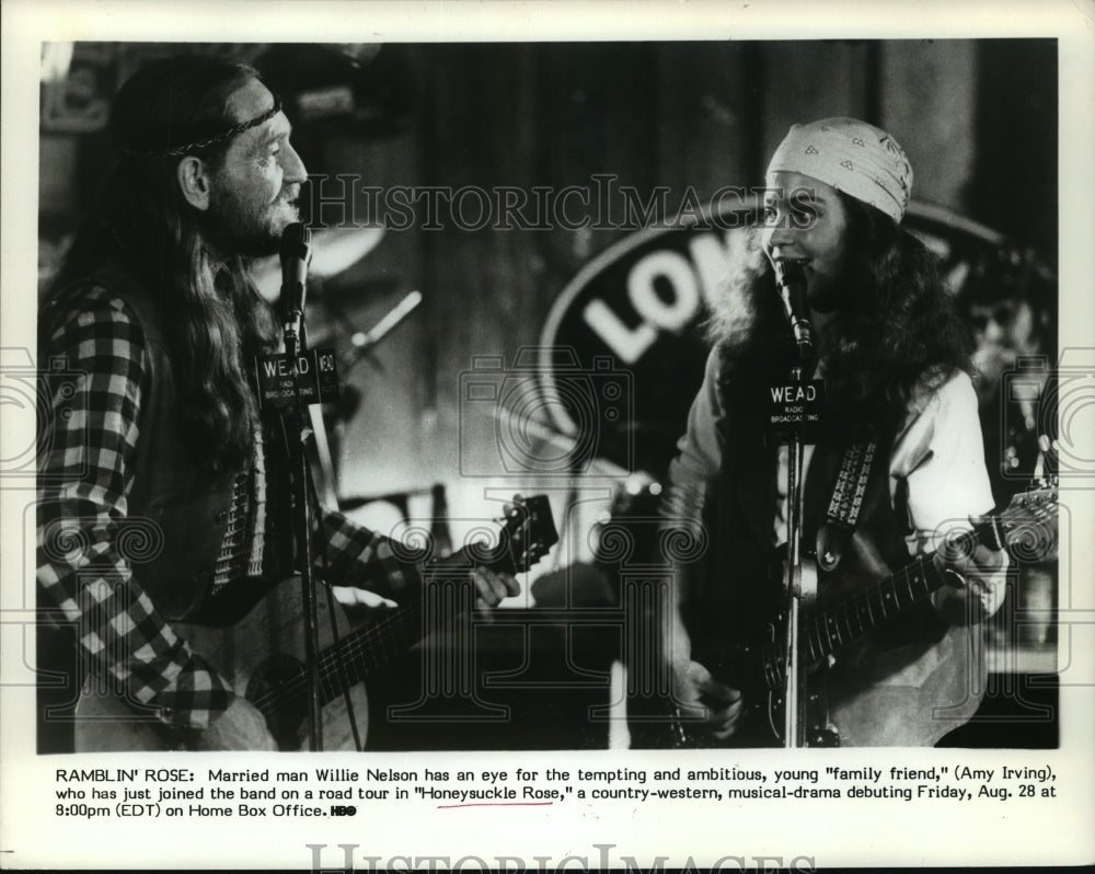 1982 Press Photo Willie Nelson and Amy Irving in "Honeysuckle Rose" - mjx28476- Historic Images