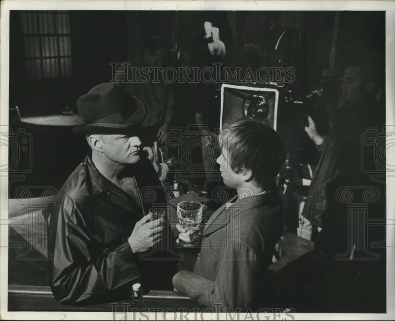 Load image into Gallery viewer, 1968 Press Photo Brian Keith and Beau Bridges Rehearse for "Gaily, Gaily"
