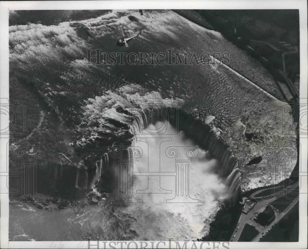 1950 Press Photo Aerial view Horseshoe Cataract, Canadian Side of Niagara Falls