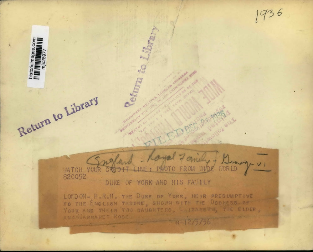 1936 Press Photo The Duke & Duchess of York and daughters Elizabeth and Rose