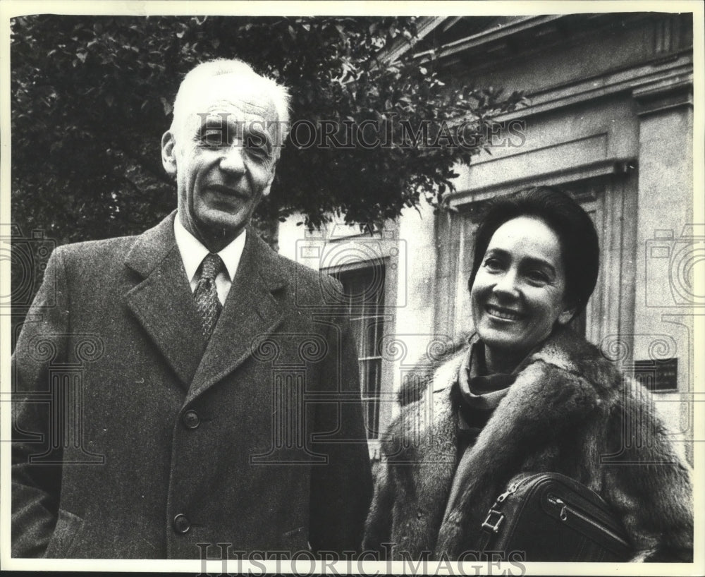 1980 Press Photo Professor Jean Dausset, Nobel Prize Winner, and Wife, Rose- Historic Images