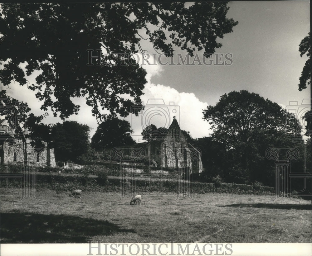 1966 Press Photo Ruins of Battle Abbey at Battle of Hastings, England- Historic Images