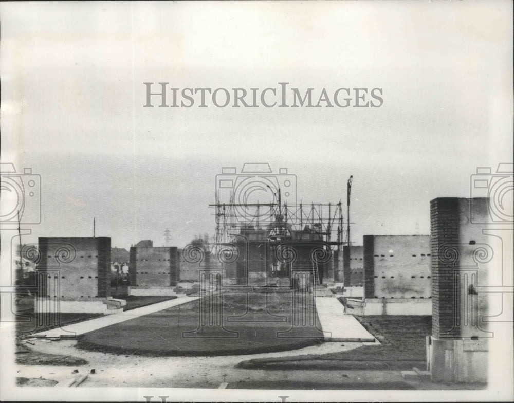 1957 Press Photo Dunkirk Memorial to British Expeditionary Force, England