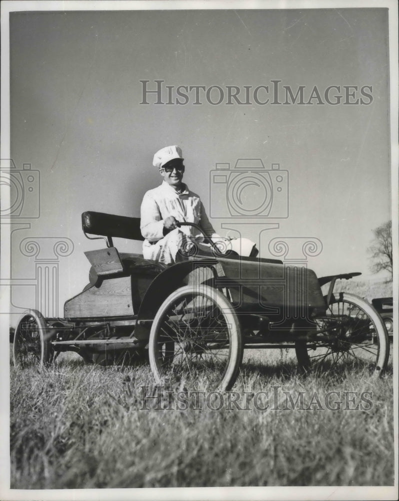 Load image into Gallery viewer, 1951 Press Photo Driver in an Orient Buckboard owned by Proctor Academy, Andover
