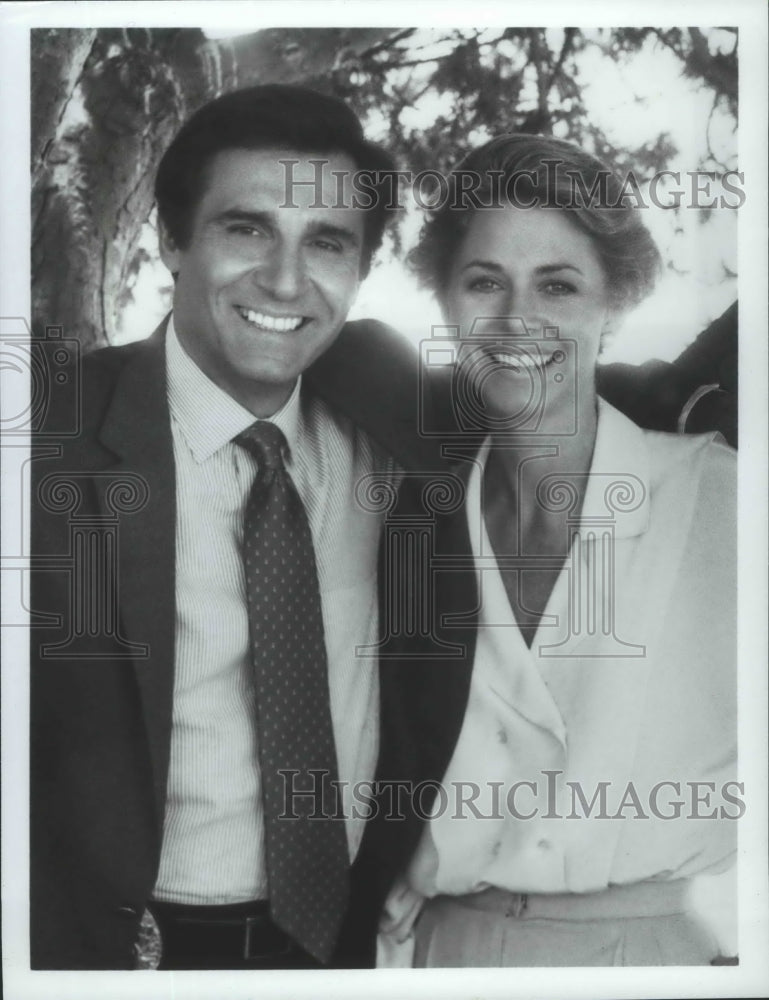 1985 Press Photo Lindsay Wagner and Tony Lo Bianco in &quot;Jessie&quot; - mjx29977- Historic Images