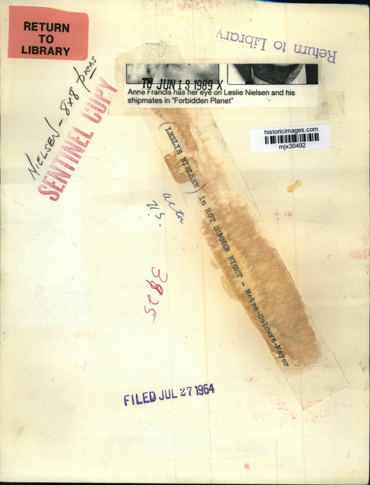 1964 Press Photo Leslie Nielsen in "Hot Summer Night" - mjx30492