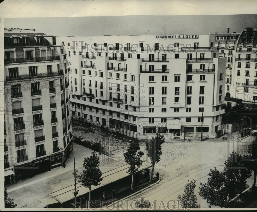 1930 Press Photo Panoramic view of a block of flats, Paris, France - mjx30973- Historic Images