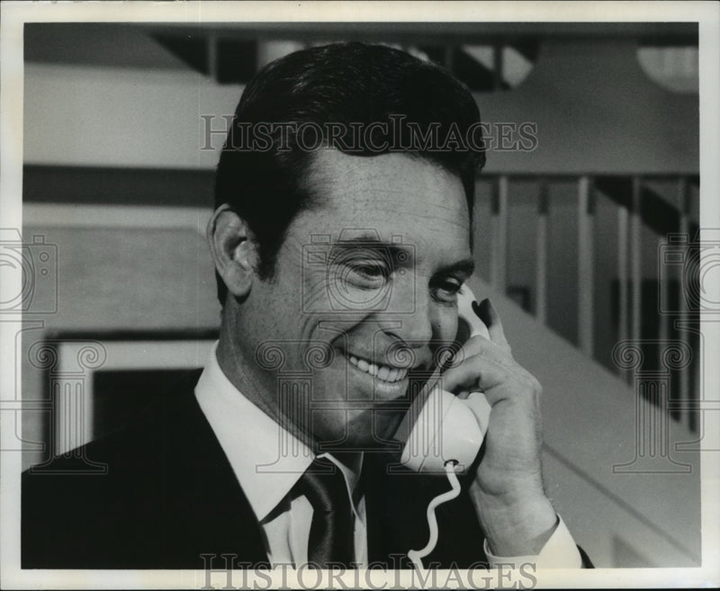 Load image into Gallery viewer, 1968 Press Photo Actor Paul Burke of "Naked City", "12 O'Clock High" and Movies
