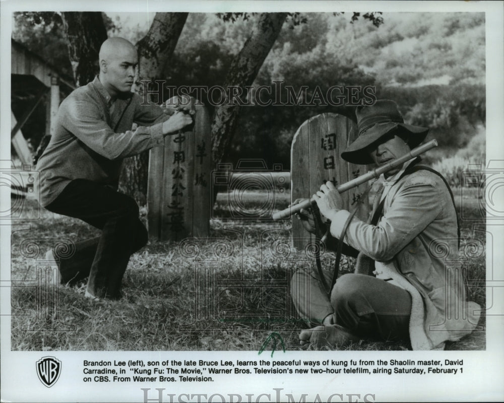 1980 Press Photo Brandon Lee and David Carradine in &quot;Kung Fu: The Movie&quot;- Historic Images