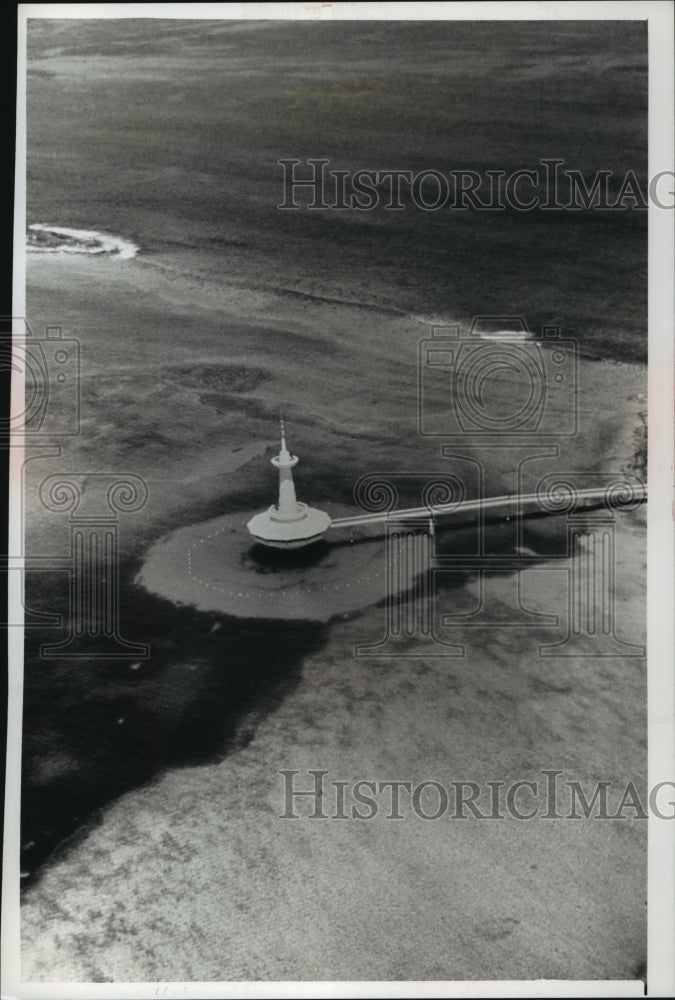 1989 Press Photo Observation Tower at Coral World, Bahamas - mjx31523- Historic Images