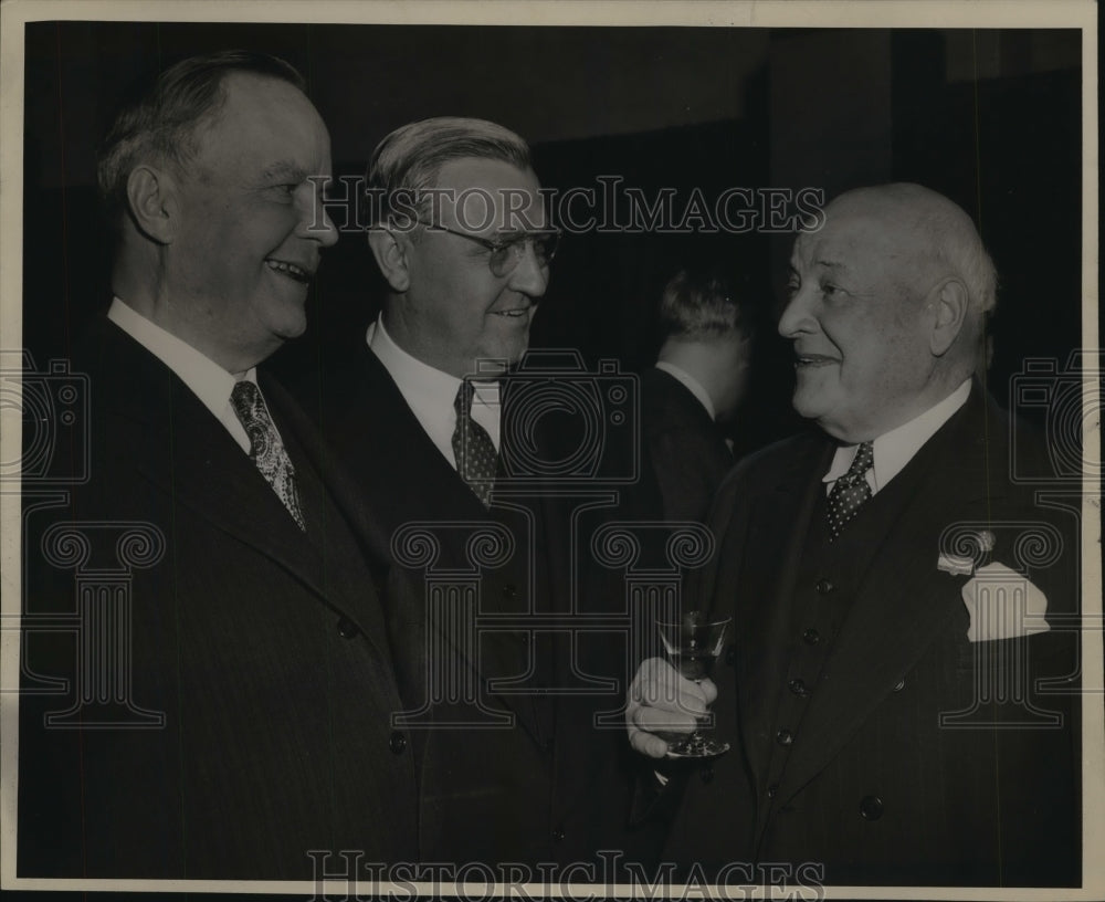 1944 Press Photo R. Herman Falk, C. J. Zaiser, C. W. Geist - mjx31974- Historic Images