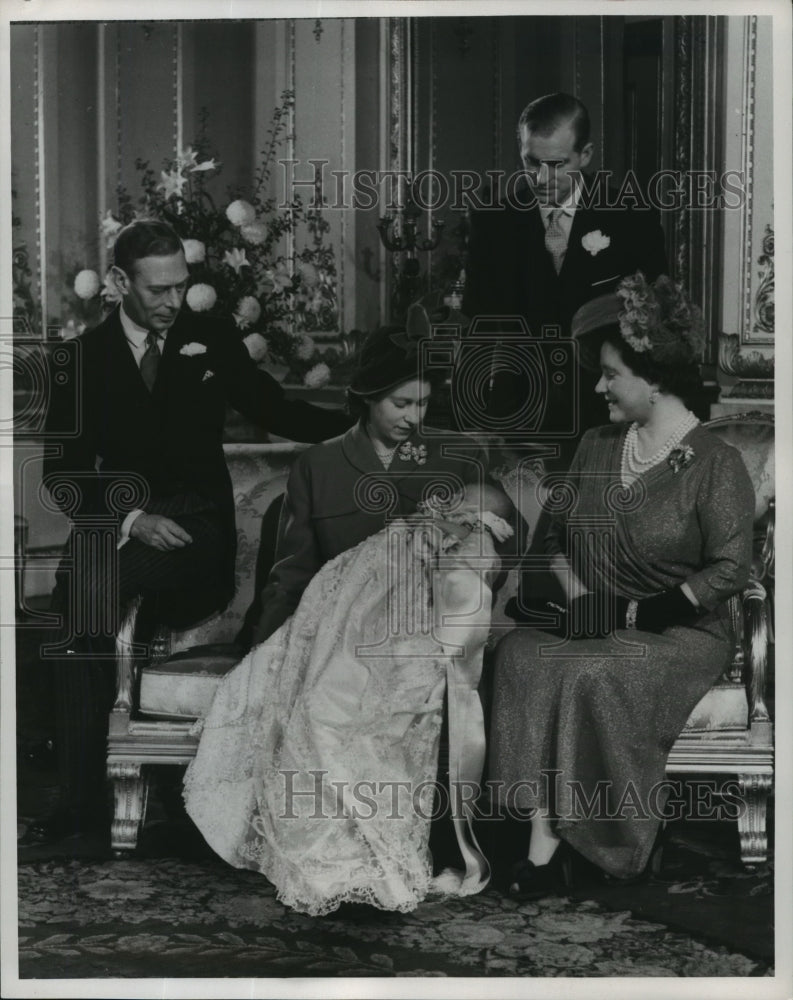 1948 Press Photo Baby Prince Charles &amp; his family at Buckingham Palace- Historic Images