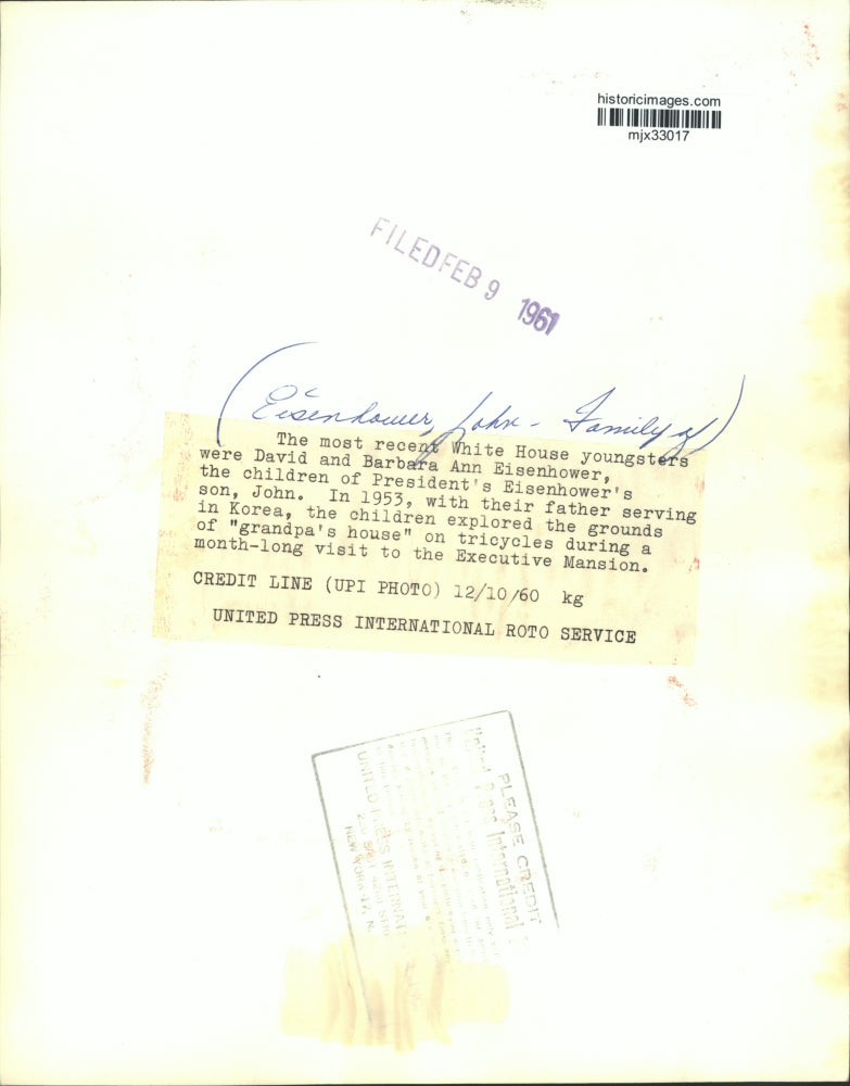 1953 Press Photo David & Barbara Anne Eisenhower on tricycles at the White House