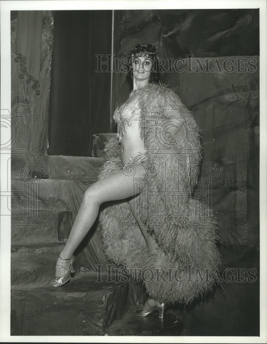 1972 Press Photo Connie Osborne, entertainer - mjx33162