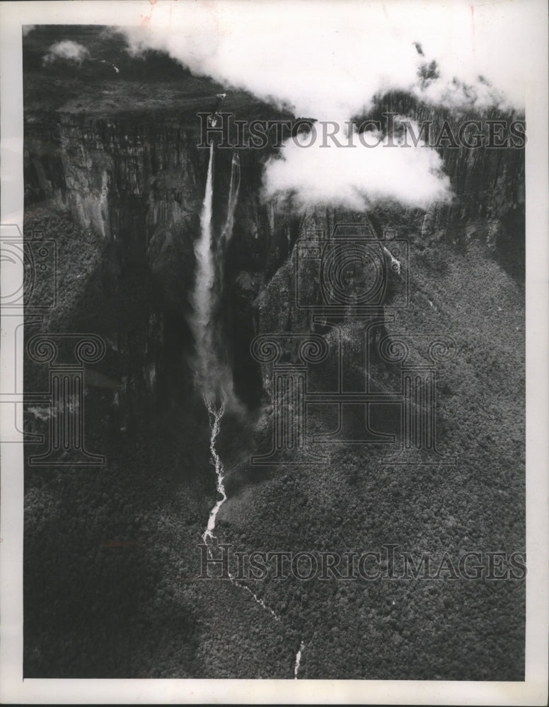 1956 Press Photo The 3,212-Foot Tall Angel Falls, Gran Sabana, Venezuela- Historic Images