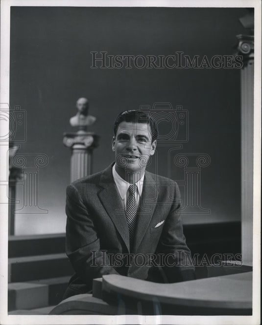 1957 Press Photo Bert Parks on "Giant Step" - mjx33717