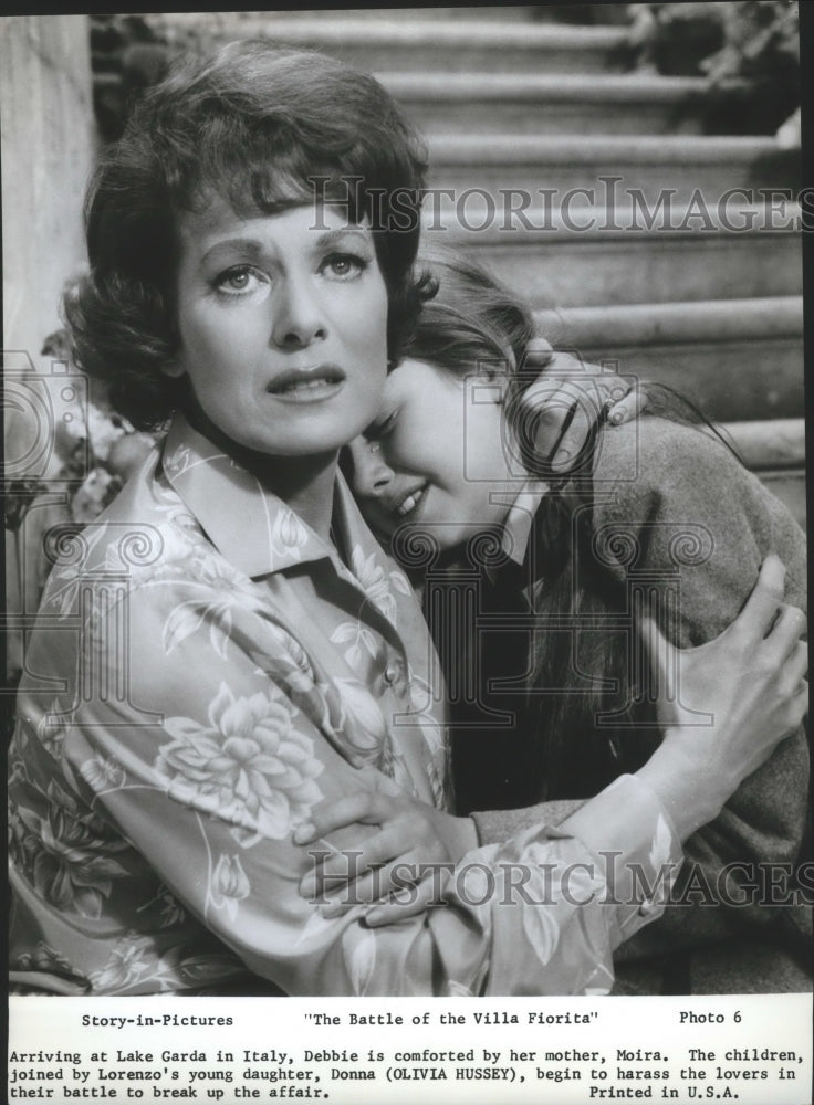 1965 Press Photo Maureen O'Hara, Group, In "The Battle of the Villa Fliorita"