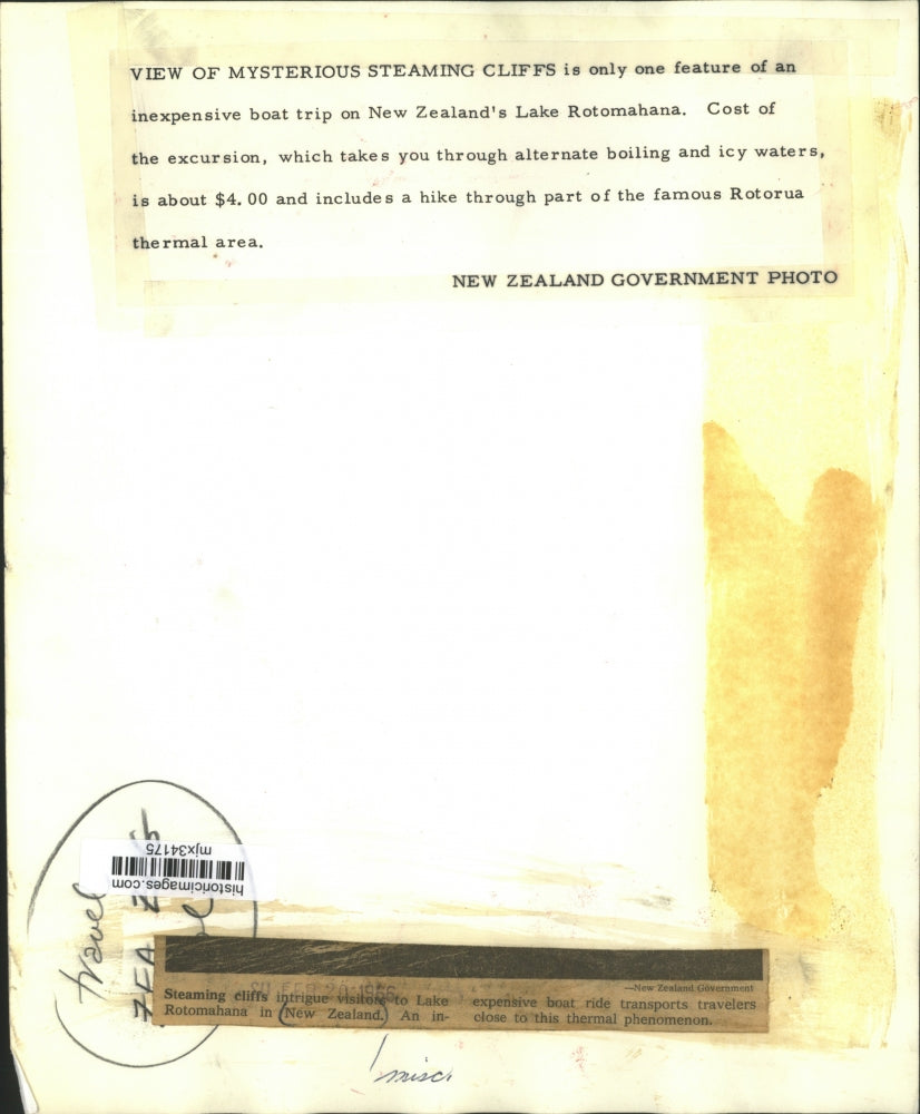 1966 Press Photo Passengers on a boat trip on Lake Rotomahana in New Zealand