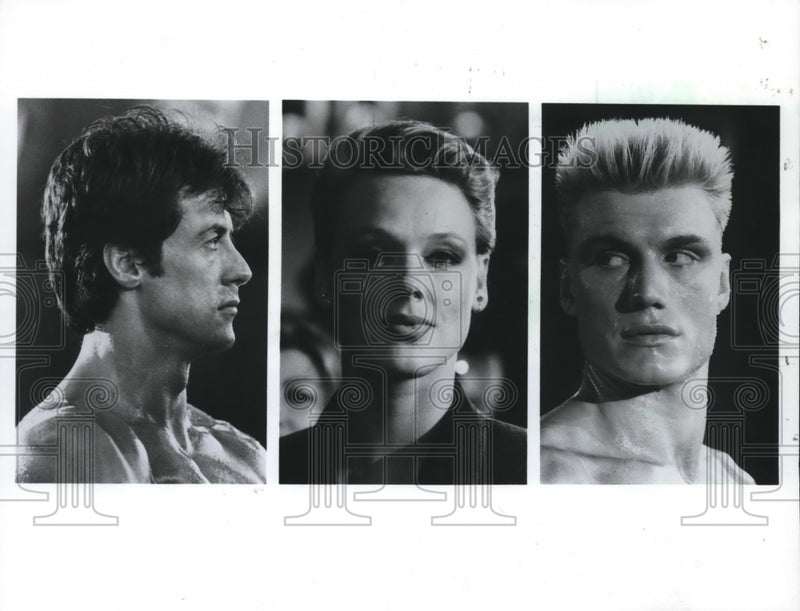 Load image into Gallery viewer, 1988 Press Photo Sylvester Stallone and other cast members in "Rocky IV"
