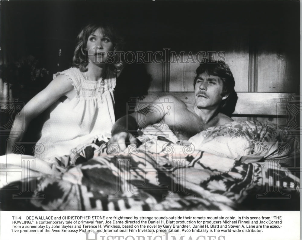 1981 Press Photo Dee Wallace and Christopher Stone in &quot;The Howling&quot; - mjx34369- Historic Images