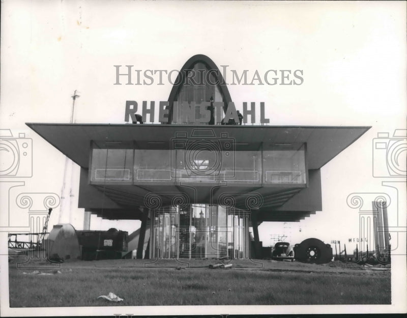 Load image into Gallery viewer, 1957 Press Photo Rheinstahl steel mill pavilion at Hanover, Germany - mjx36475
