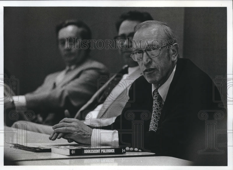 Load image into Gallery viewer, 1977 Press Photo Ted Freedman, Lecturer at The Race Relations Institute
