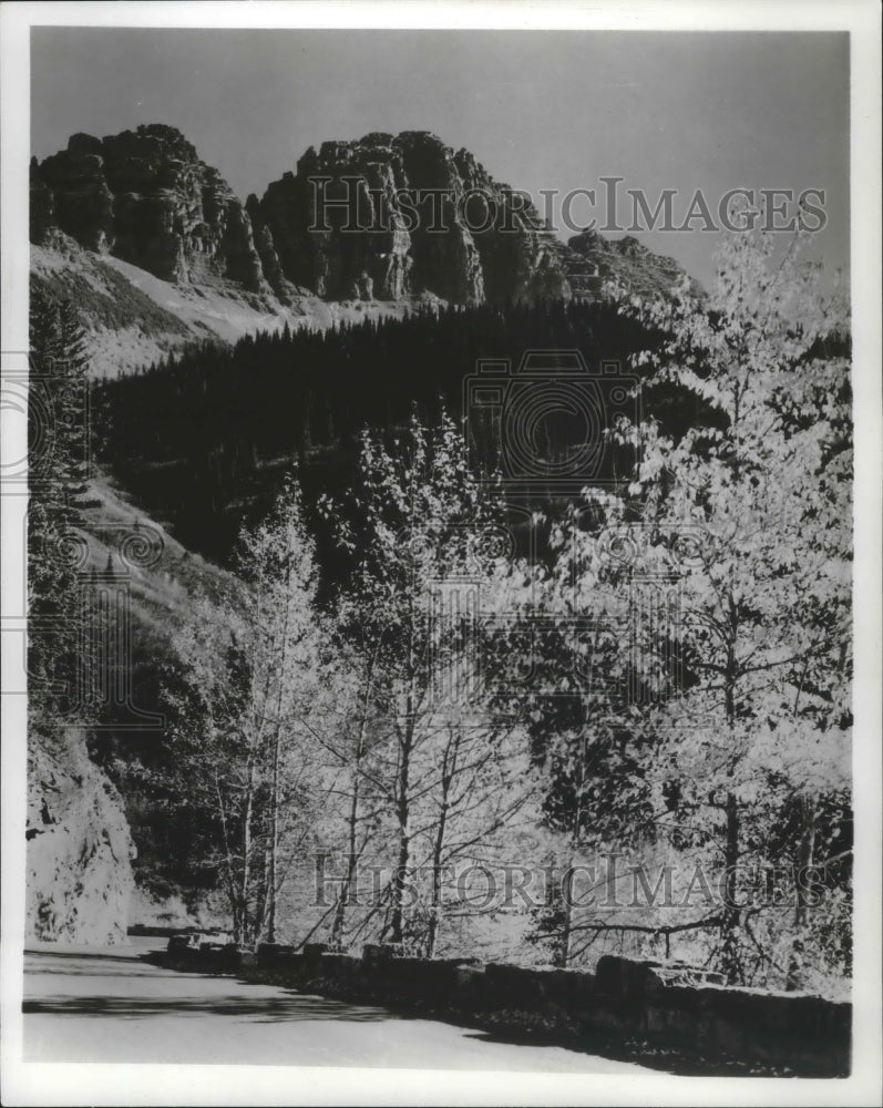 1987 Press Photo View From Going-to-the-Sun Road in Glacier National Park, MT- Historic Images