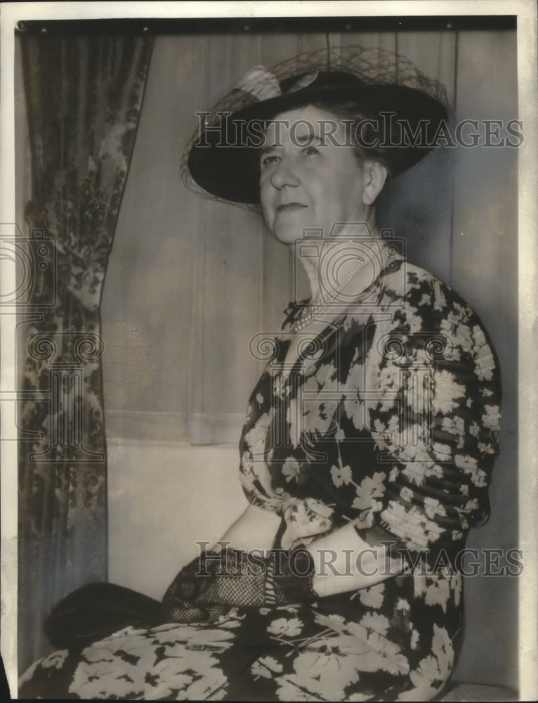 1939 Press Photo Mrs. John N. Garner, Vice President&#39;s Wife, Models Dress- Historic Images