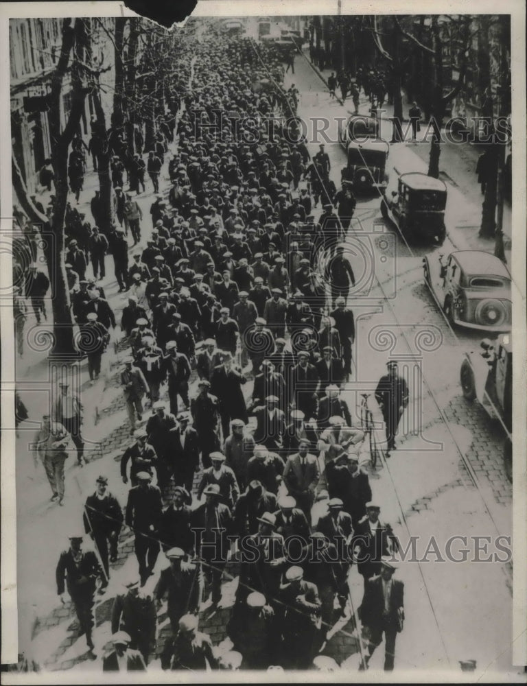 1935 Press Photo Miners of the Bouches du Rhone March on Labor Headquarters, FR.