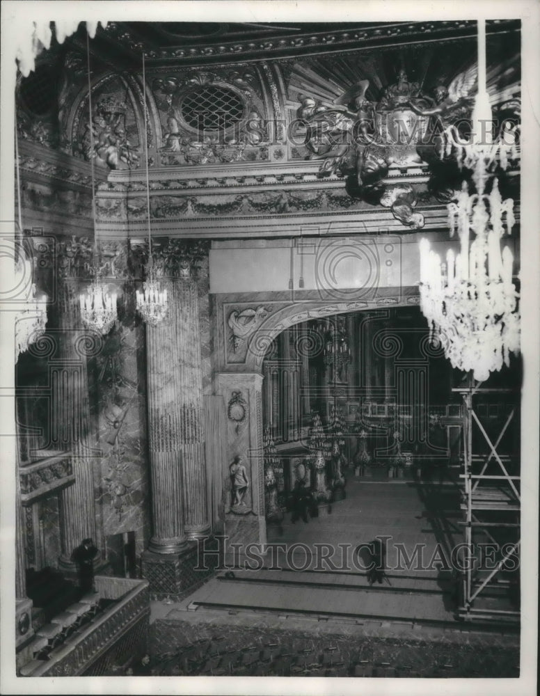 1957 Press Photo Restored Louis XVI Theater in Palace of Versailles, France