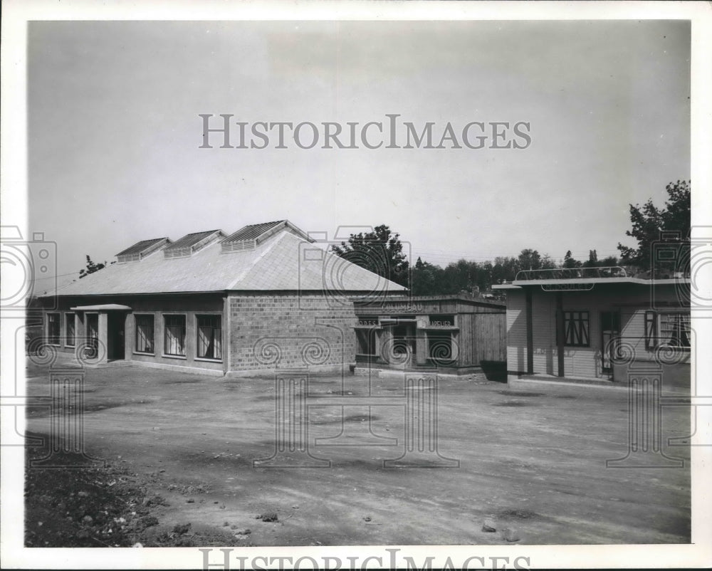 1946 Press Photo St Lo, France emerges from its ruins after invasion of Normandy